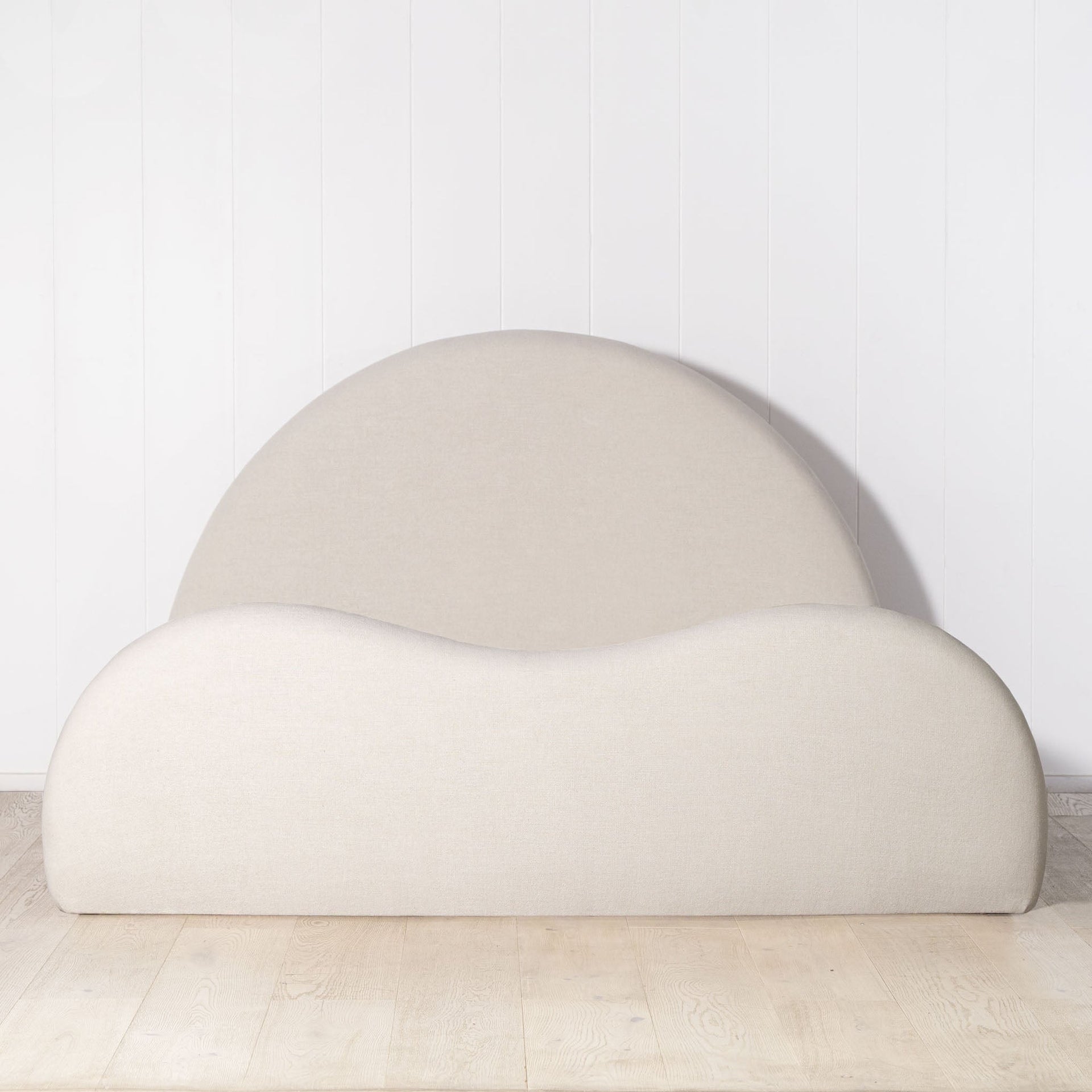 Avery Bed