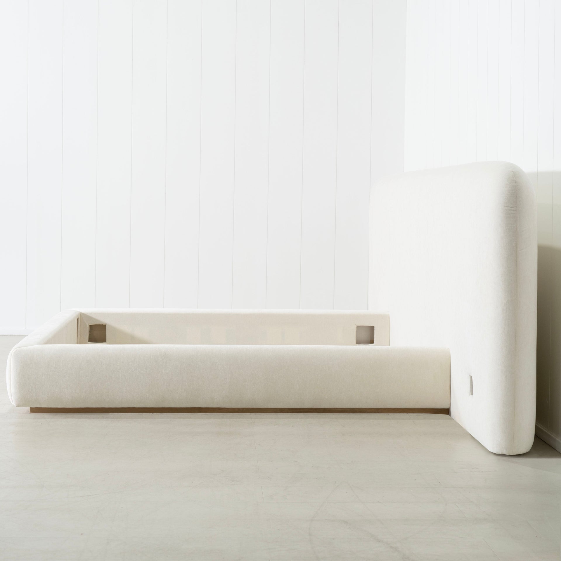 Elm Bed